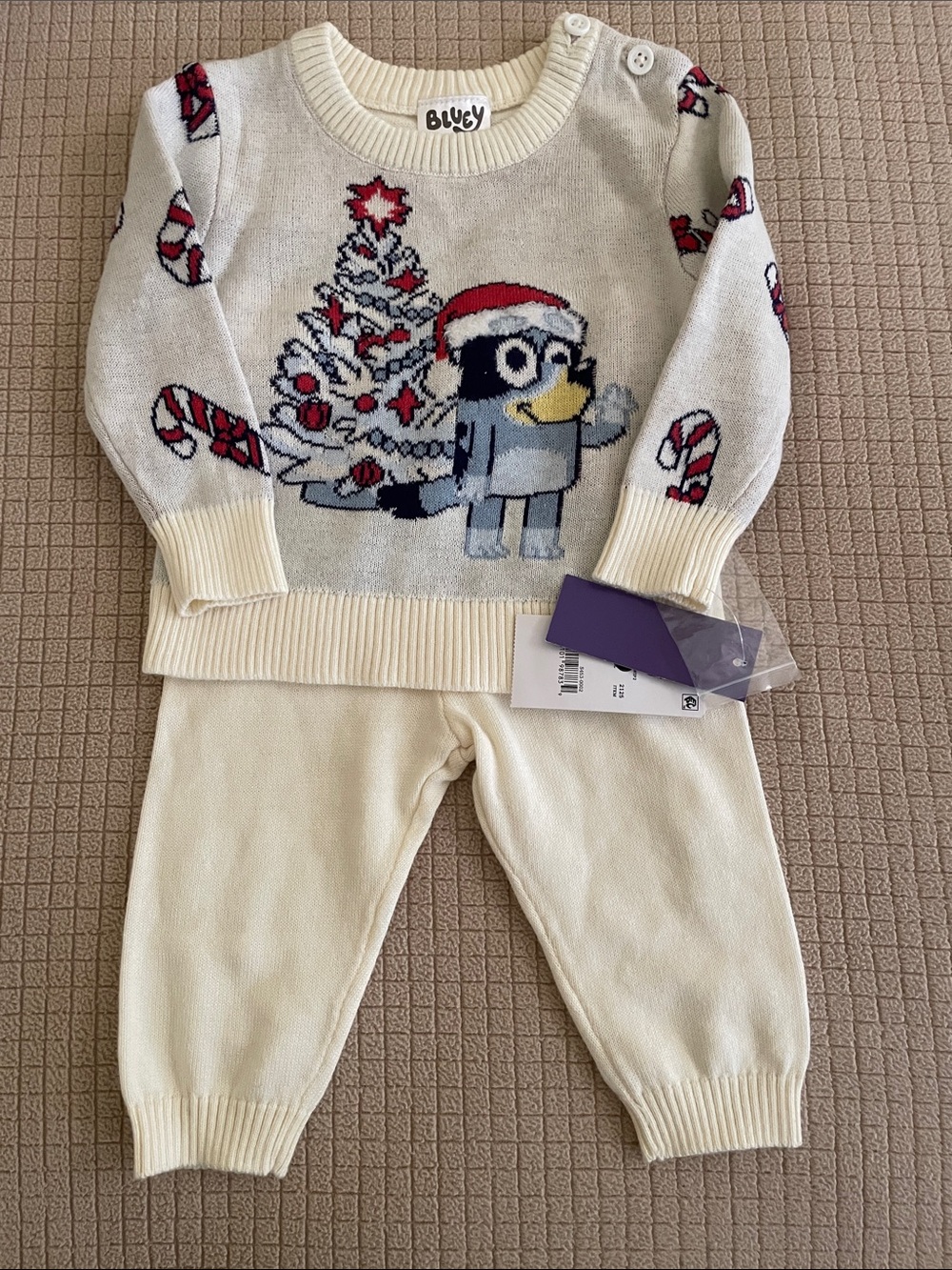 Bluey Cream Holiday Knit Kids Set 0-3 Mo. NWT!